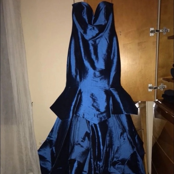Prom Dress - Picture 3 of 12